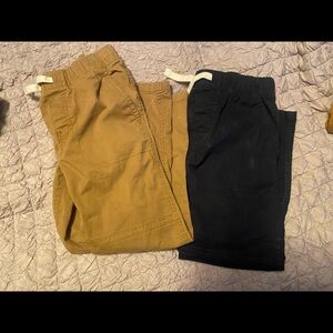 2 pairs of pants